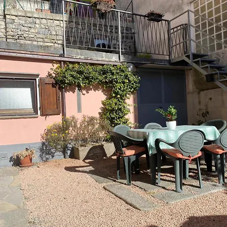 The Children Smile - Holiday With Parking Colonno